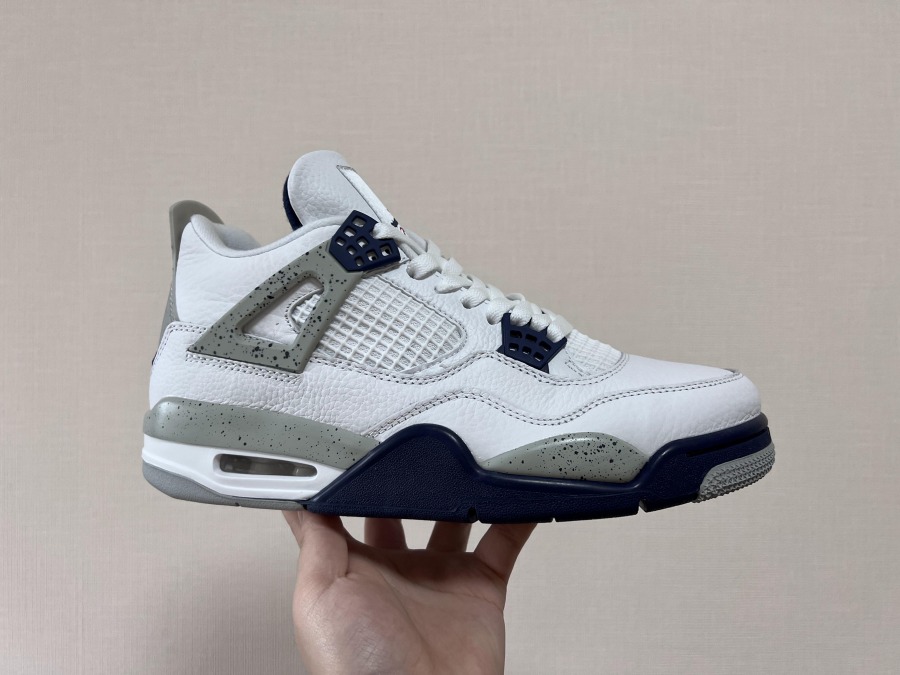 Air Jordan 4 Retro Midnight Navy SneakerCool