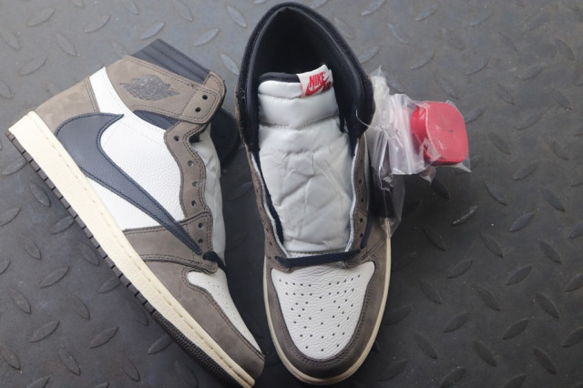 Travis Scott x Air Jordan 1 Retro High OG 'Mocha' - SneakerCool.com