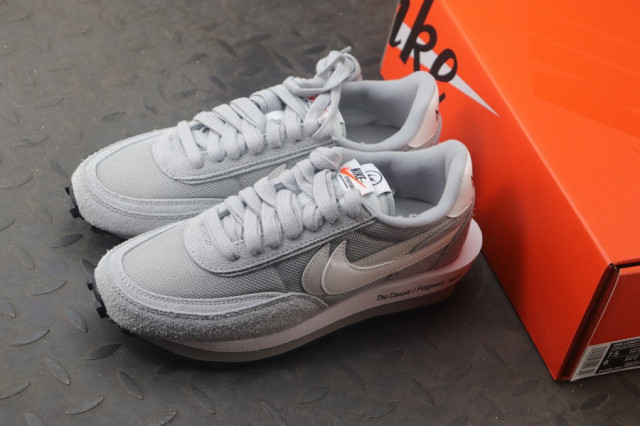 ld waffle fragment design x sacai grey