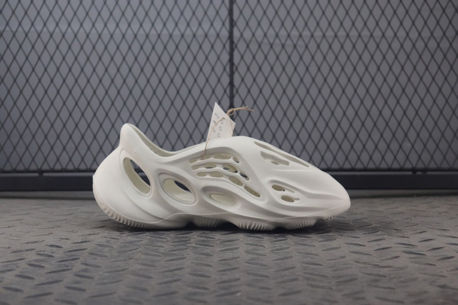 Yeezy Foam Runner 'Ararat' - SneakerCool.com