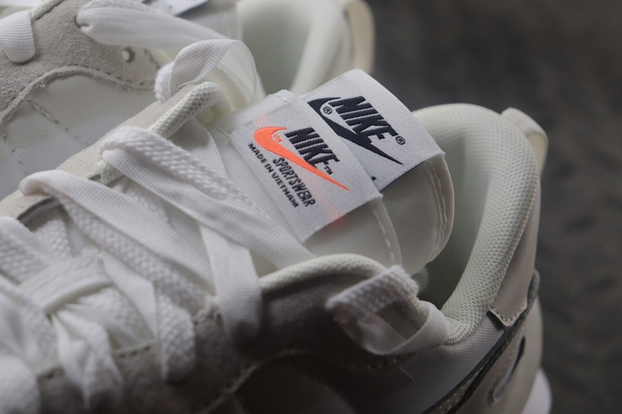 sacai sail gum