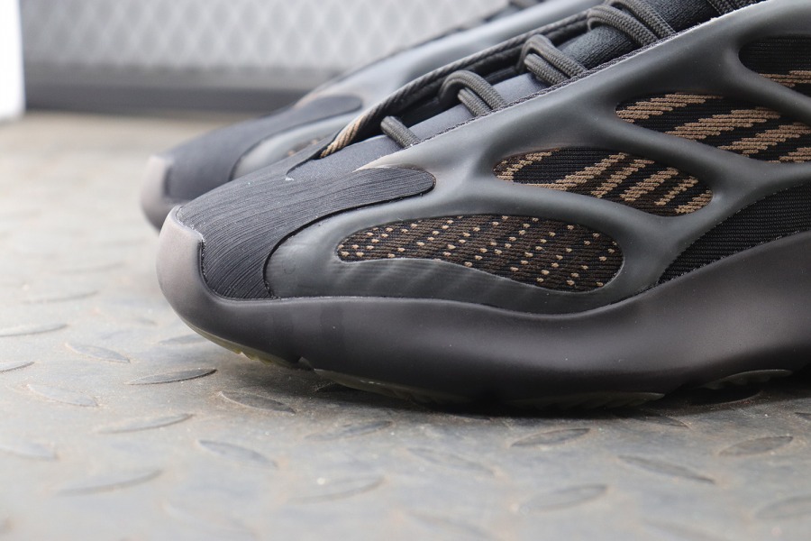 yeezy 709 v3 clay brown