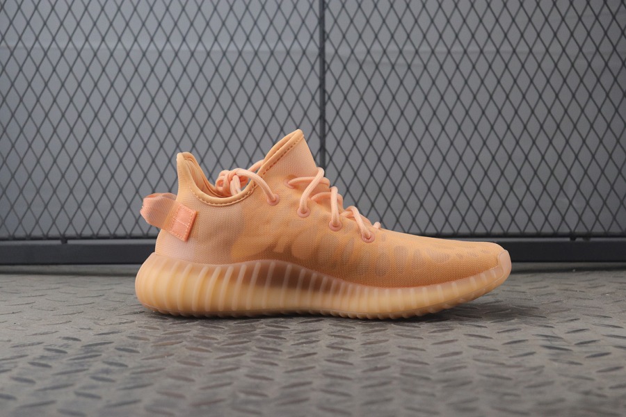 350 v2 mono clay