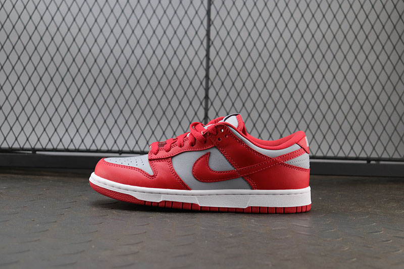 sb dunk unlv