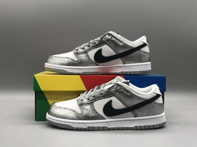 wmns dunk low pro