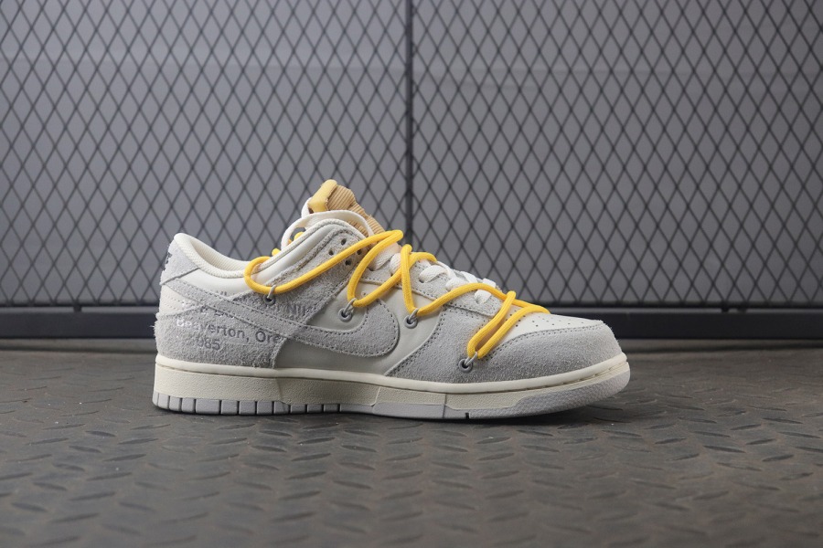 Off-White x Dunk Low 'Lot 39 of 50' - SneakerCool.com