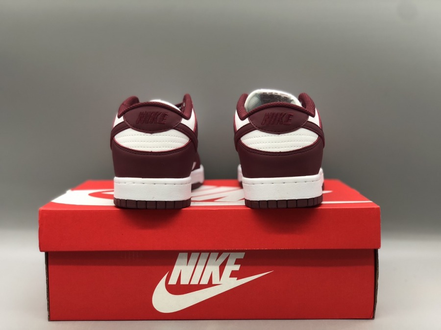 dunk low beetroot