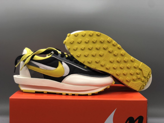 solebox sacai