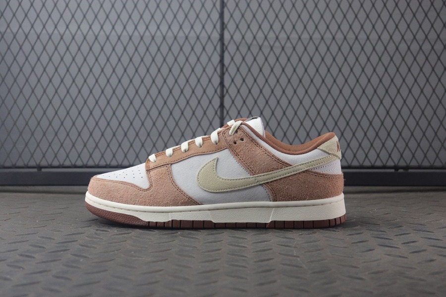 dunk low pro premium medium curry