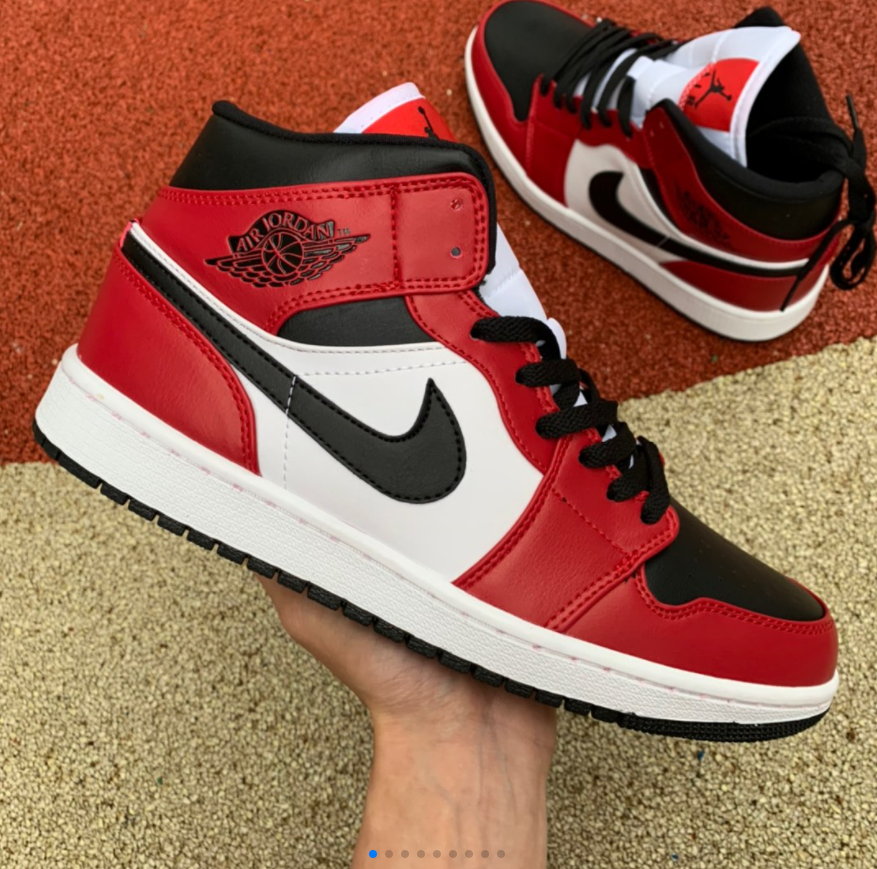 Air Jordan 1 Mid 'Chicago Black Toe' - SneakerCool.com