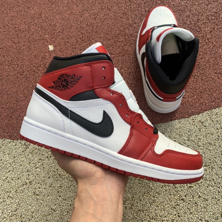 Air Jordan 1 Mid 'Chicago' - SneakerCool.com