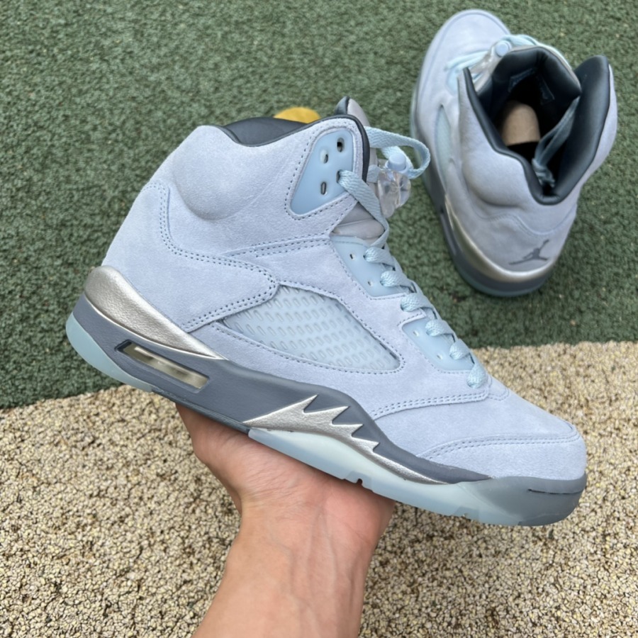 2021 blue bird jordan 5