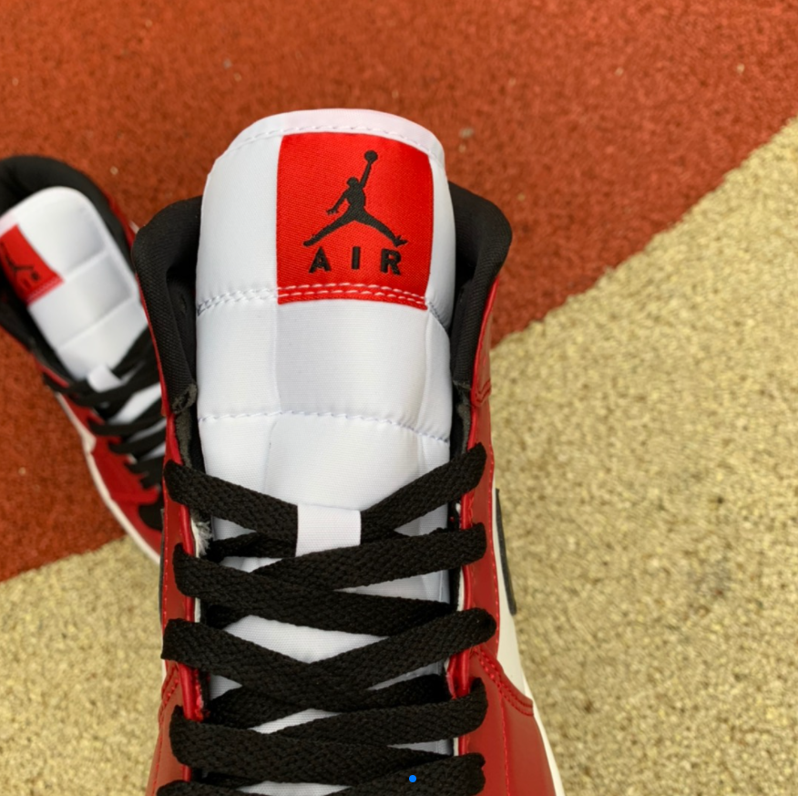 j1 mid chicago black toe price