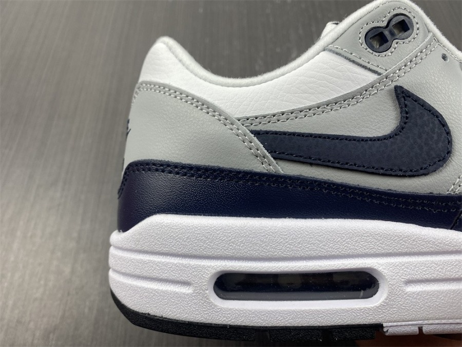 lv8 obsidian air max 1