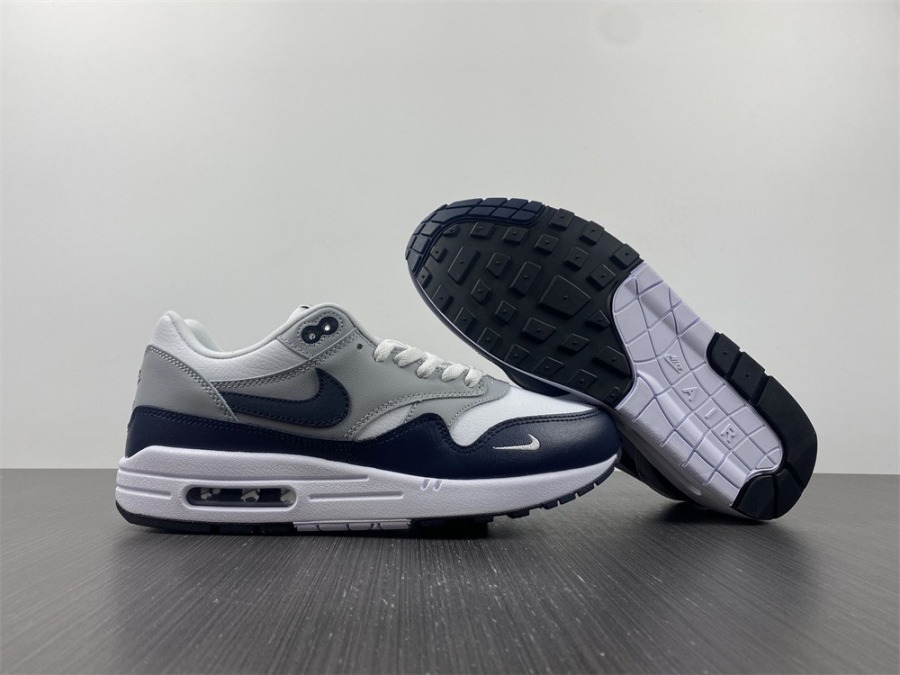 lv8 obsidian air max 1