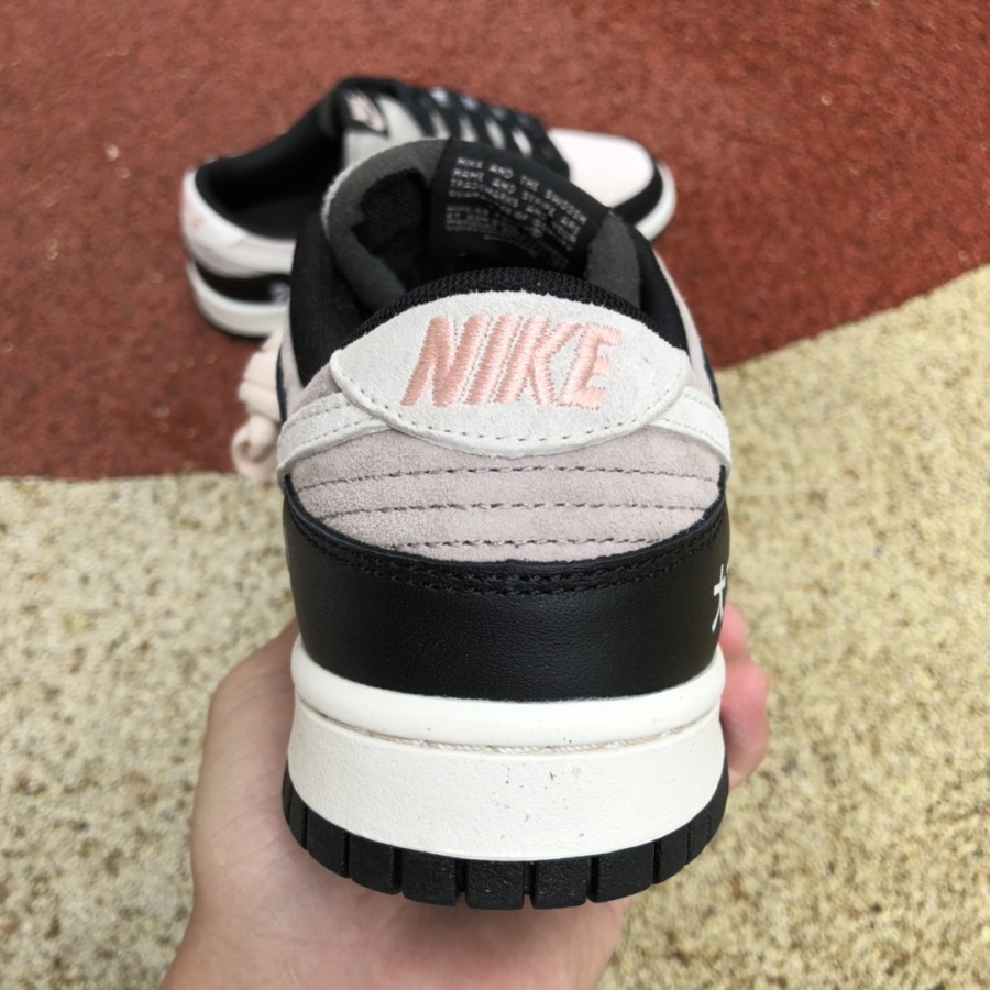 Otomo Katsuhiro x Nike Dunk Low Pro Steamboy OST Atrovirens Black