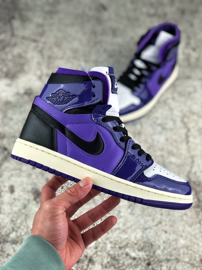 Wmns Air Jordan 1 Zoom Comfort 'Court Purple Patent' - SneakerCool.com