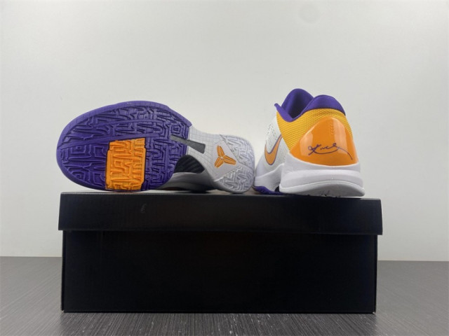 kobe zoom 5 lakers