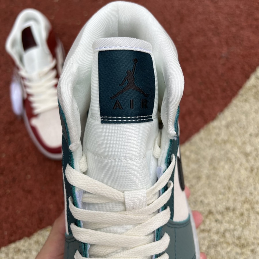 aj1 mid anti gravity