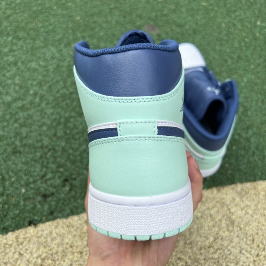 Air Jordan 1 Mid 'Blue Mint'