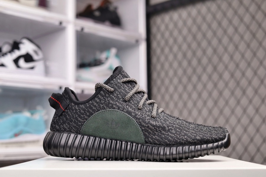 yeezy pirate black 2016