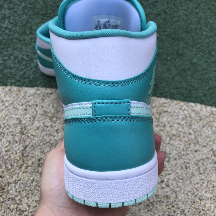 Wmns Air Jordan 1 Mid 'Marine Green'