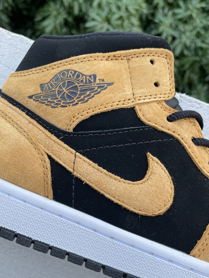 aj1 desert ochre