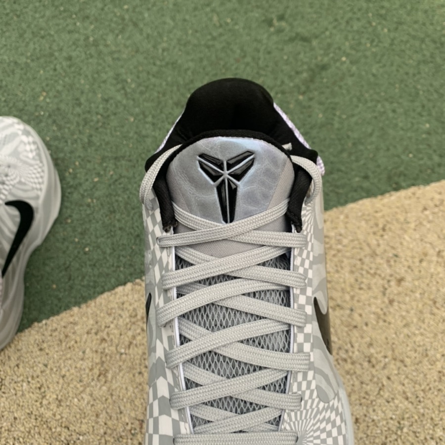 kobe v protro demar derozan