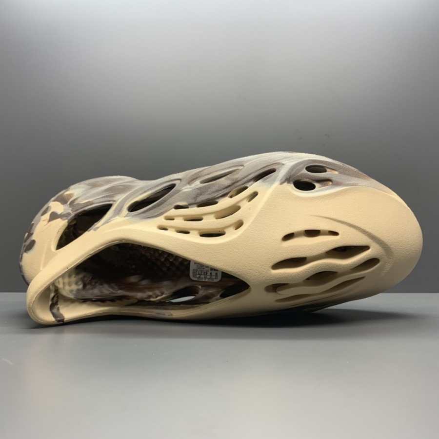 Yeezy Foam Runner 'MX Cream Clay'