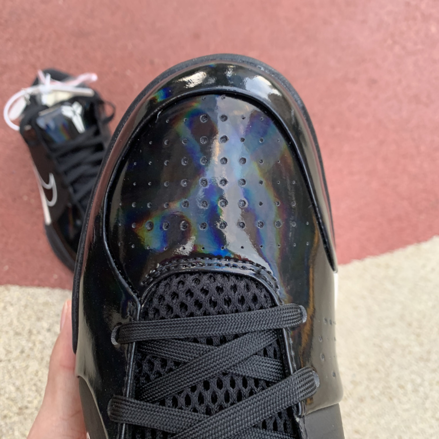 undefeated x kobe iv protro black mamba