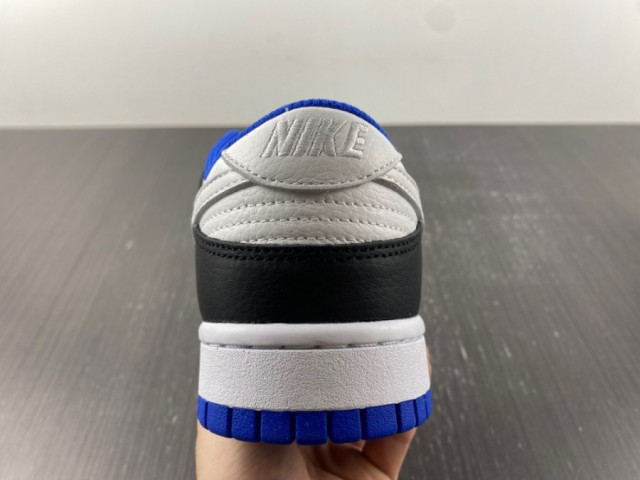 sb dunk white game royal