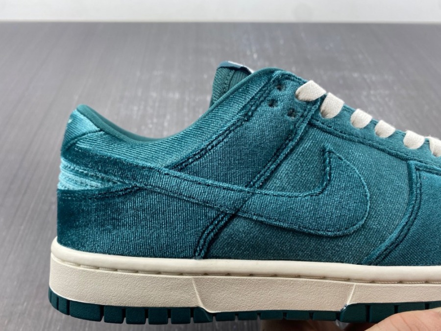 dunk teal