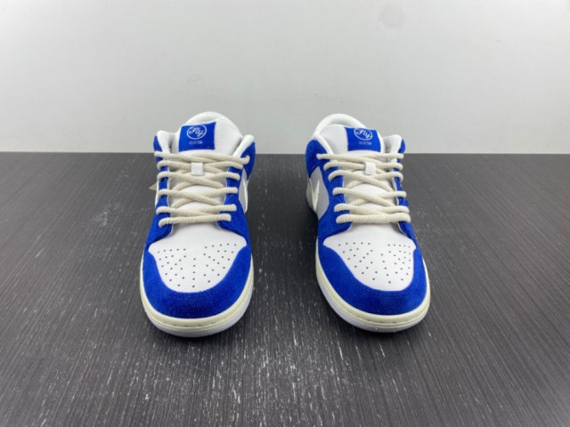 NIKE - 27センチ FLY STREETWEAR x NIKE SB DUNK LOWの+spbgp44.ru