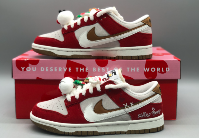 sb dunk low christmas