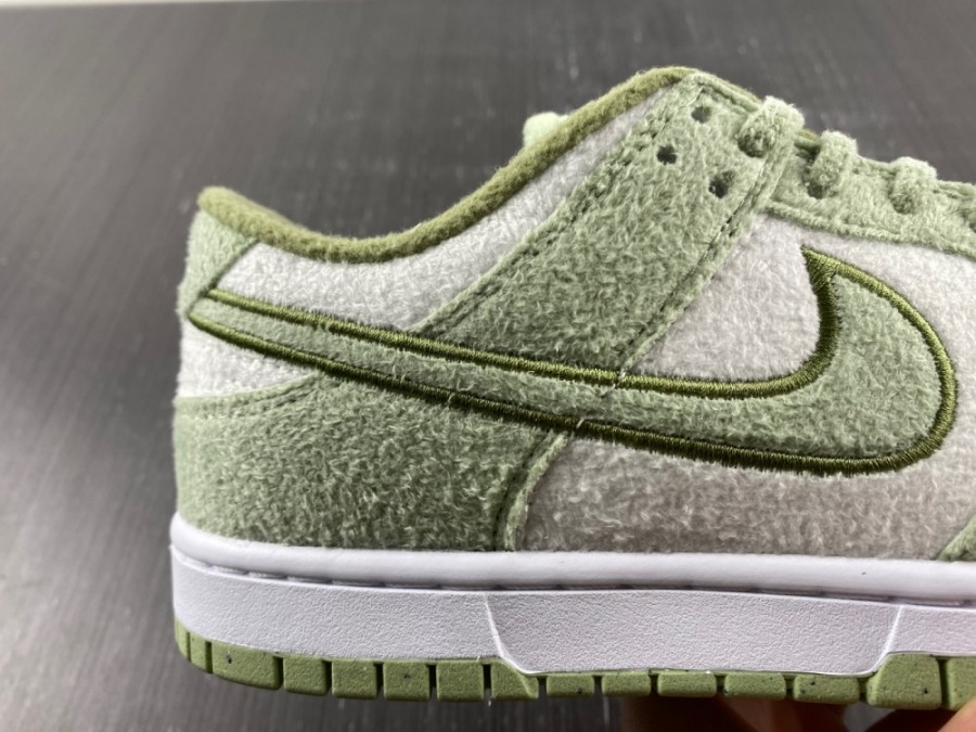 Dunk Low SE 'Fleece Honeydew'