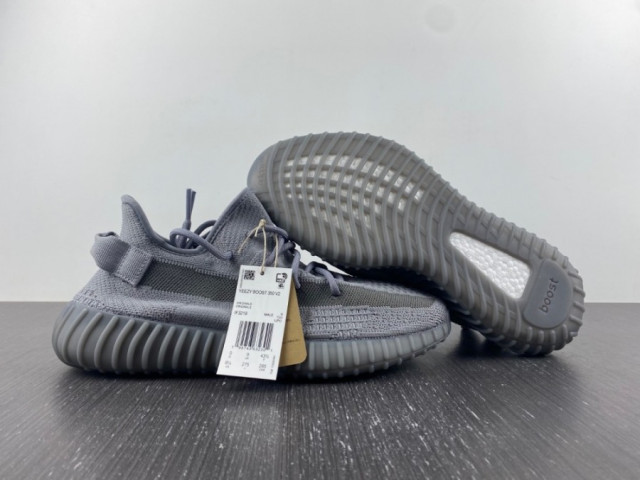 yeezy 350 v2 ash