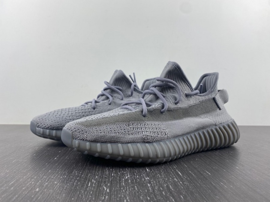 yeezy 350 v2 ash