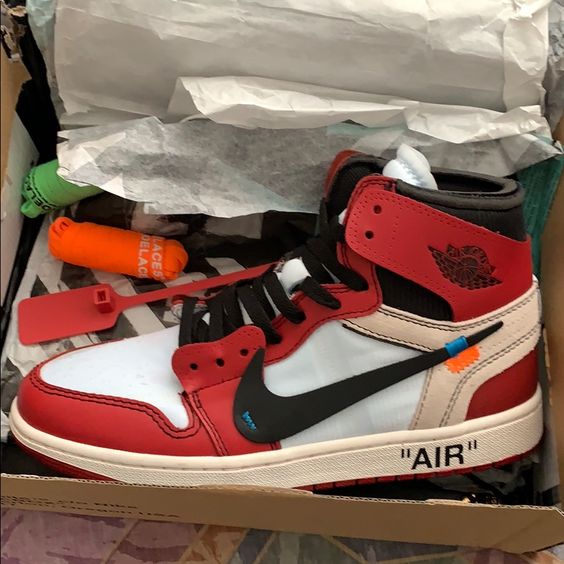 Off-White x Air Jordan 1 Retro High OG 'Chicago' - SneakerCool.com