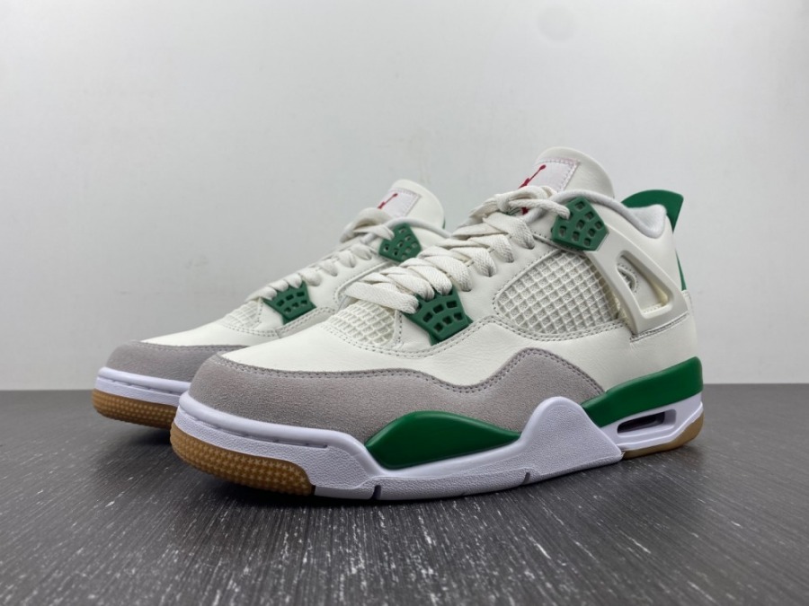 Nike SB x Air Jordan 4 Retro 'Pine Green' - SneakerCool.com