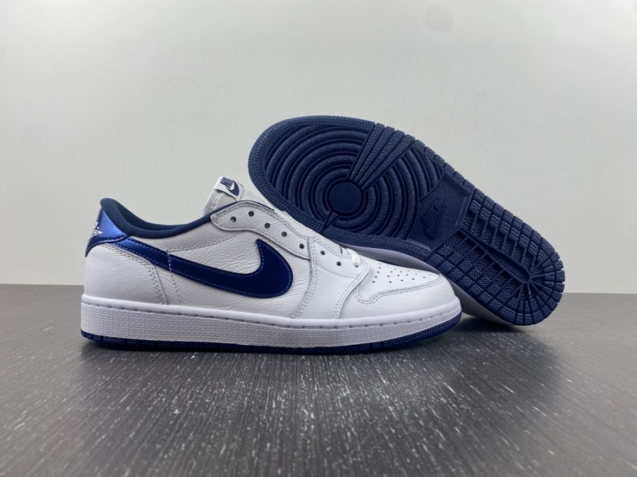 Air Jordan 1 Low Retro OG 'Midnight Navy' - SneakerCool.com