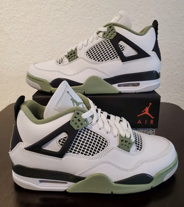 Air Jordan 4 Retro 'Seafoam' - SneakerCool.com