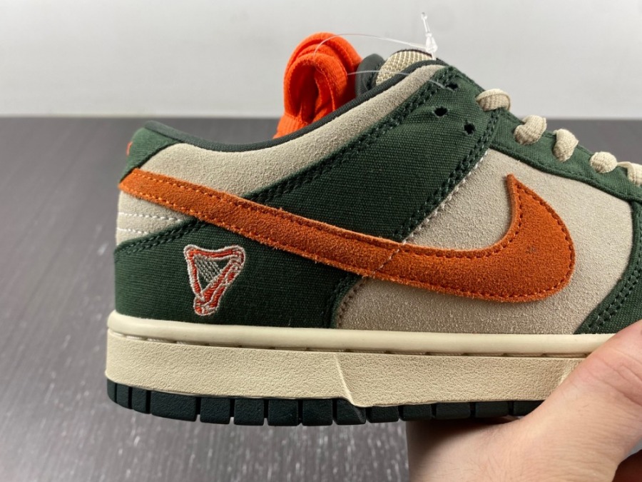 sb dunk low eire