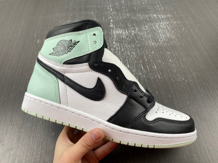 aj1 high igloo