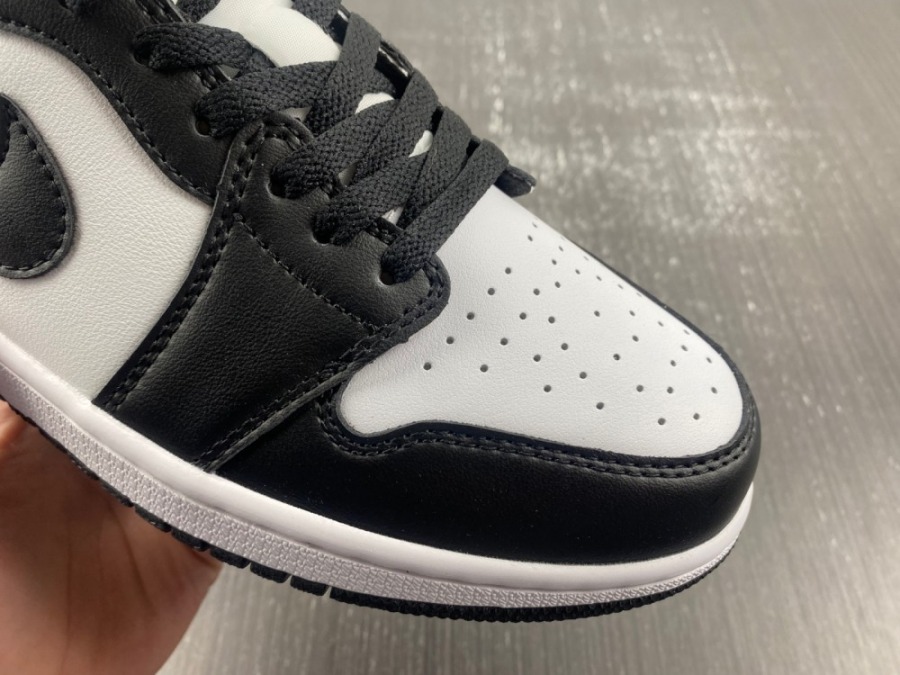 Air Jordan 1 Retro Low OG 'Mocha' - SneakerCool.com