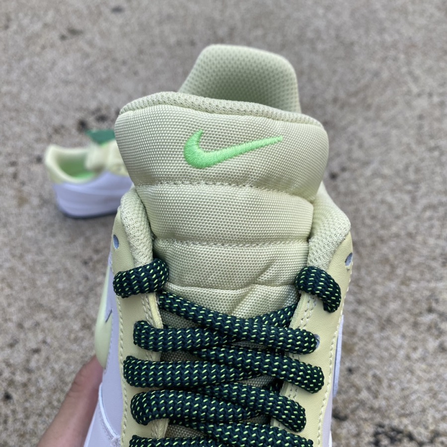 air force 1 tongue tag