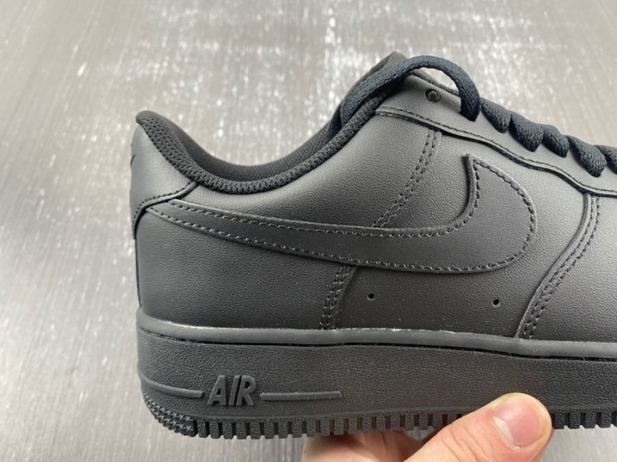 air force 1 07 triple black