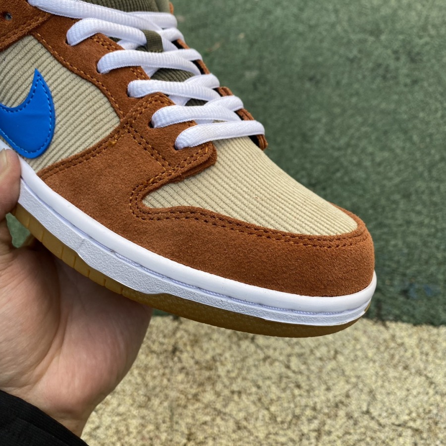 sb dunk low corduroy