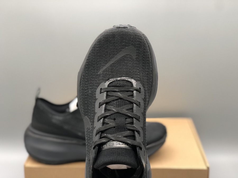 zoomx invincible price