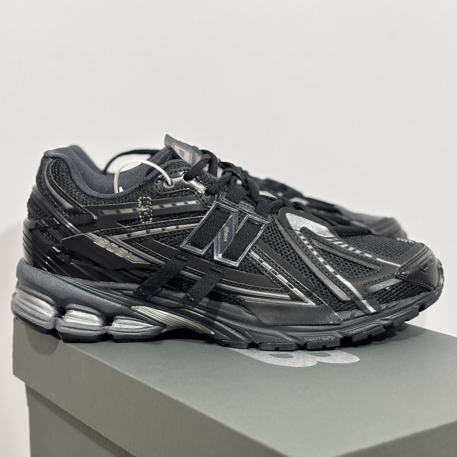 new-balance-1906a-black-sneakercool