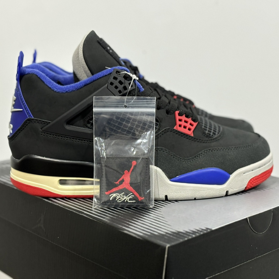 nike victory sneakers